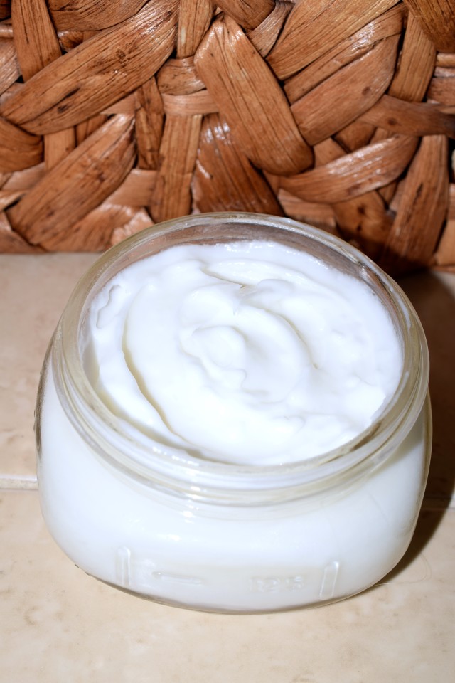 How to Make Body Lotion With Essential Oils